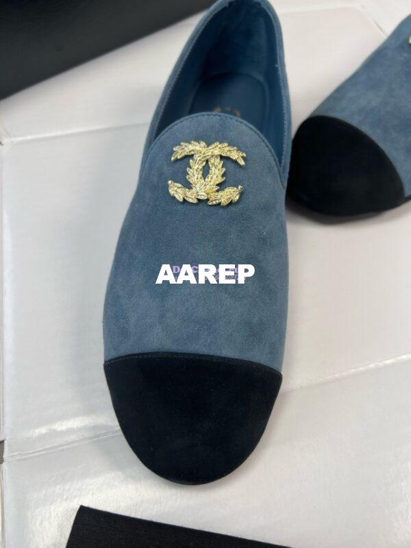Replica Chanel 24SS Lambskin & Suede Loafers with Golden Wheat Sprig Logo G39318 Blue 11