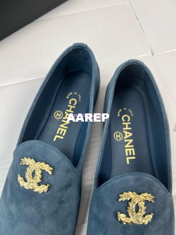Replica Chanel 24SS Lambskin & Suede Loafers with Golden Wheat Sprig Logo G39318 Blue 14