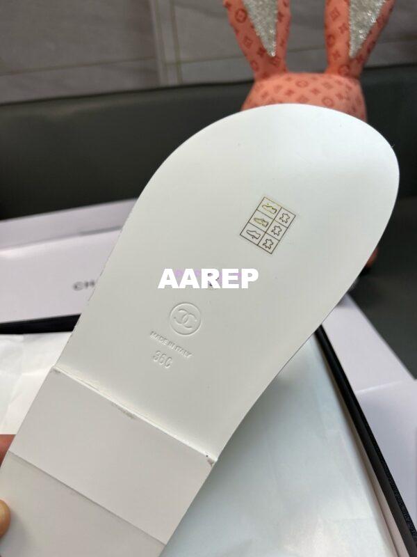 Replica Chanel Luxe  CC Lambskin Sandals G35927 White 15
