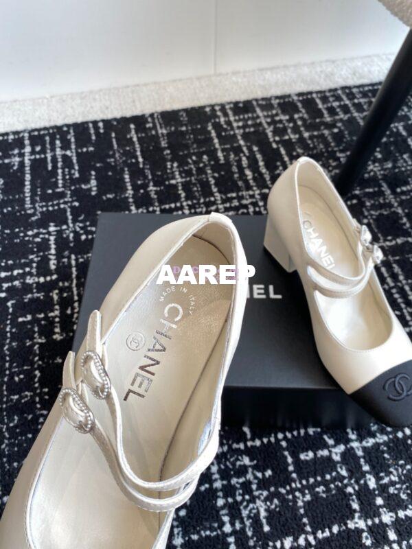 Replica Chanel 24SS Mary Janes Pumps Lambskin & Grosgrain G45696 Creme Black 10