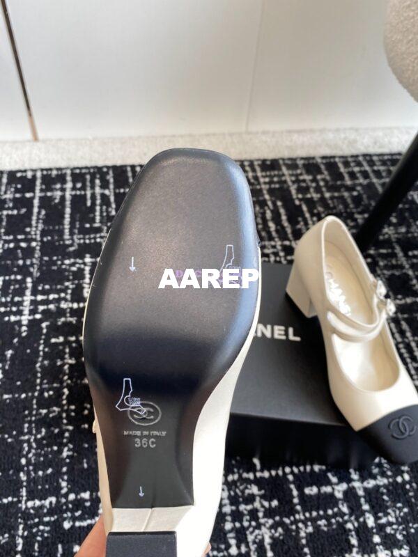 Replica Chanel 24SS Mary Janes Pumps Lambskin & Grosgrain G45696 Creme Black 12