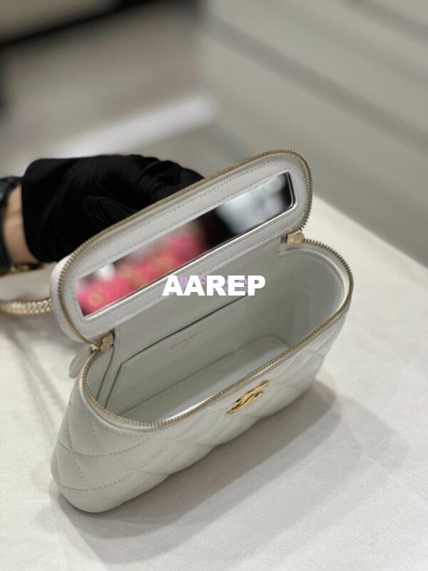 Replica Chanel Lambskin Clutch With Chain with Imitation Pearls & Enamel AP3515 White 15