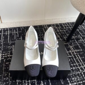 Replica Chanel 24SS Mary Janes Pumps Lambskin & Grosgrain G45696 White Black