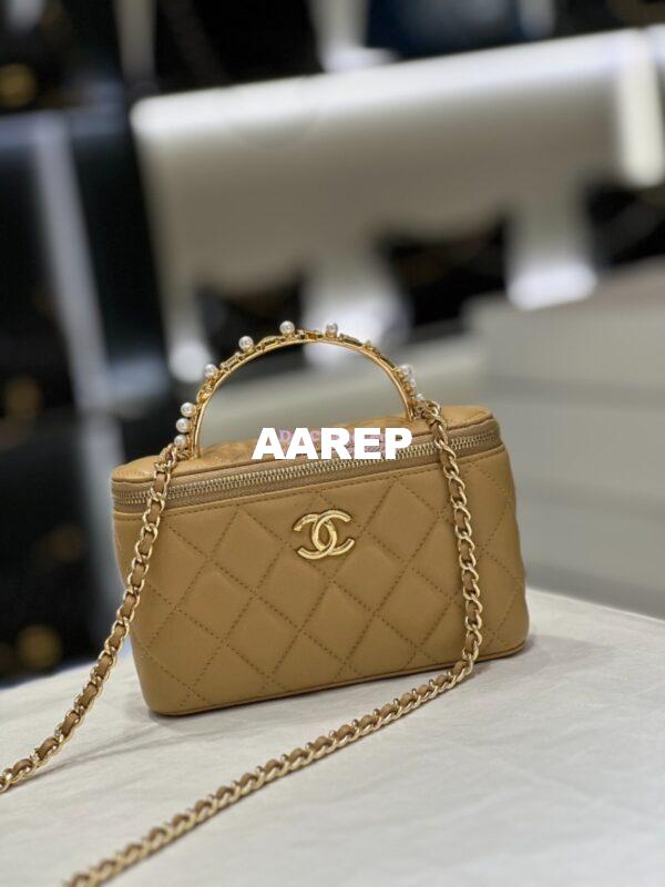 Replica Chanel Lambskin Clutch With Chain with Imitation Pearls & Enamel AP3515 Beige 3