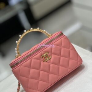 Replica Chanel Lambskin Clutch With Chain with Imitation Pearls & Enamel AP3515 Pink 2