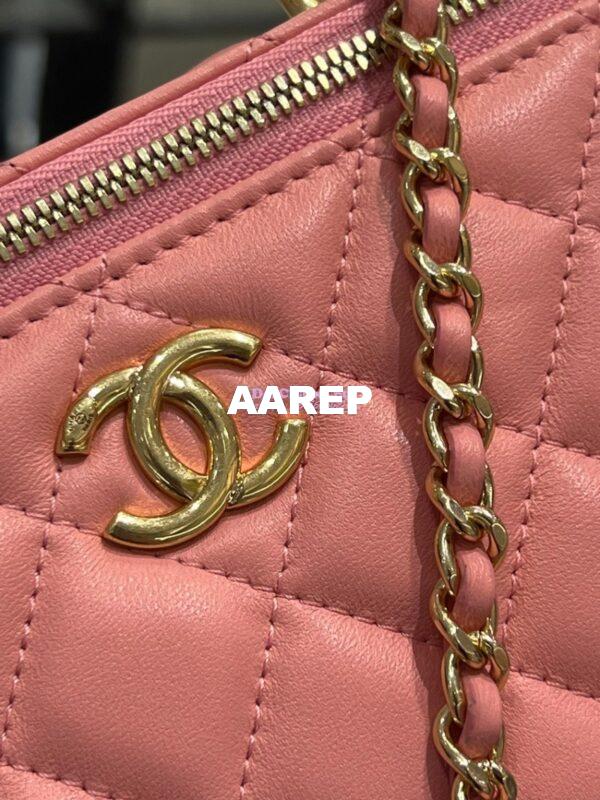 Replica Chanel Lambskin Clutch With Chain with Imitation Pearls & Enamel AP3515 Pink 6