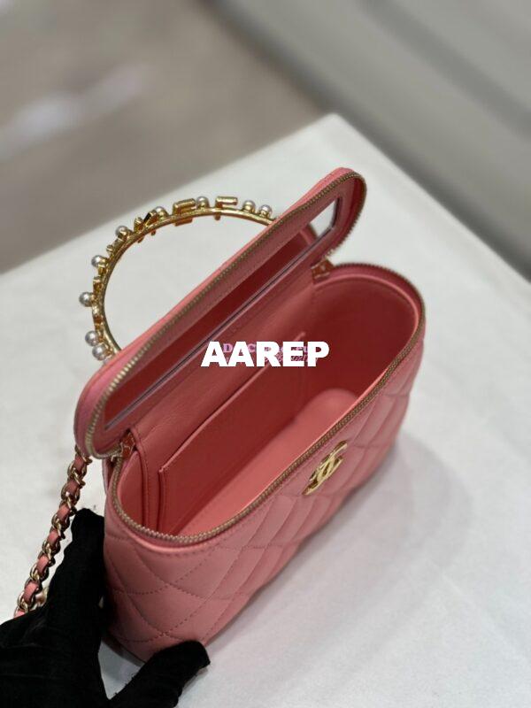 Replica Chanel Lambskin Clutch With Chain with Imitation Pearls & Enamel AP3515 Pink 15