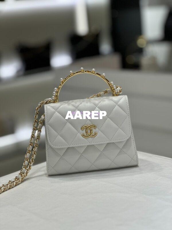 Replica Chanel Lambskin Clutch With Chain with Imitation Pearls & Enamel AP3513 White 3