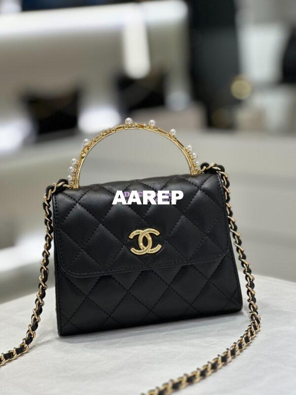 Replica Chanel Lambskin Clutch With Chain with Imitation Pearls & Enamel AP3513 Black 3