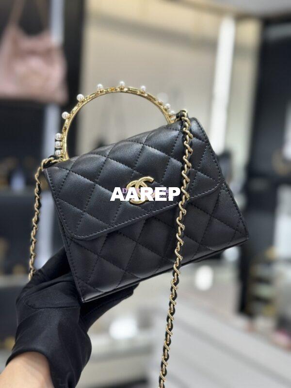 Replica Chanel Lambskin Clutch With Chain with Imitation Pearls & Enamel AP3513 Black 4
