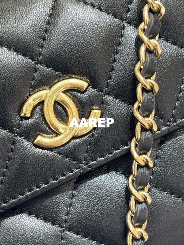 Replica Chanel Lambskin Clutch With Chain with Imitation Pearls & Enamel AP3513 Black 10