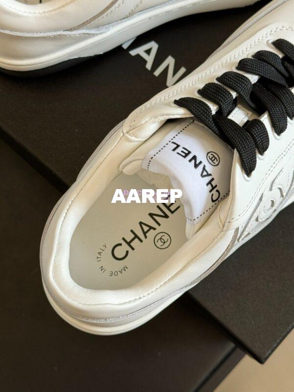 Replica Chanel 24P Calfskin Sneakers G39978 7