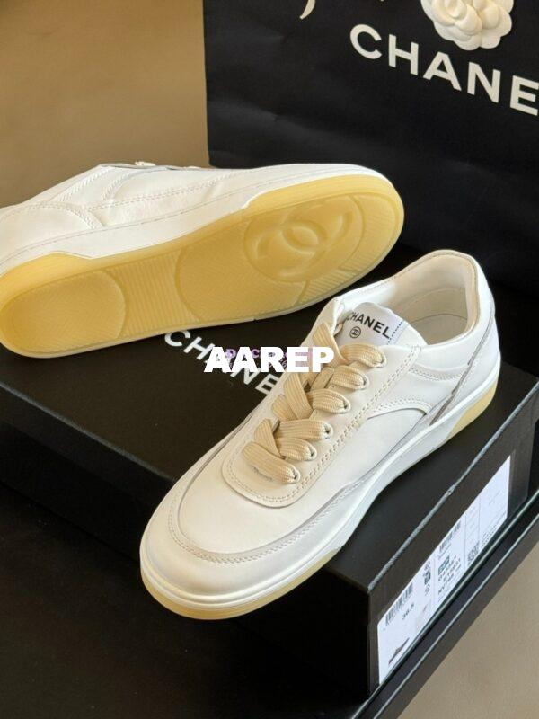 Replica Chanel 24P Calfskin Sneakers G39978 16