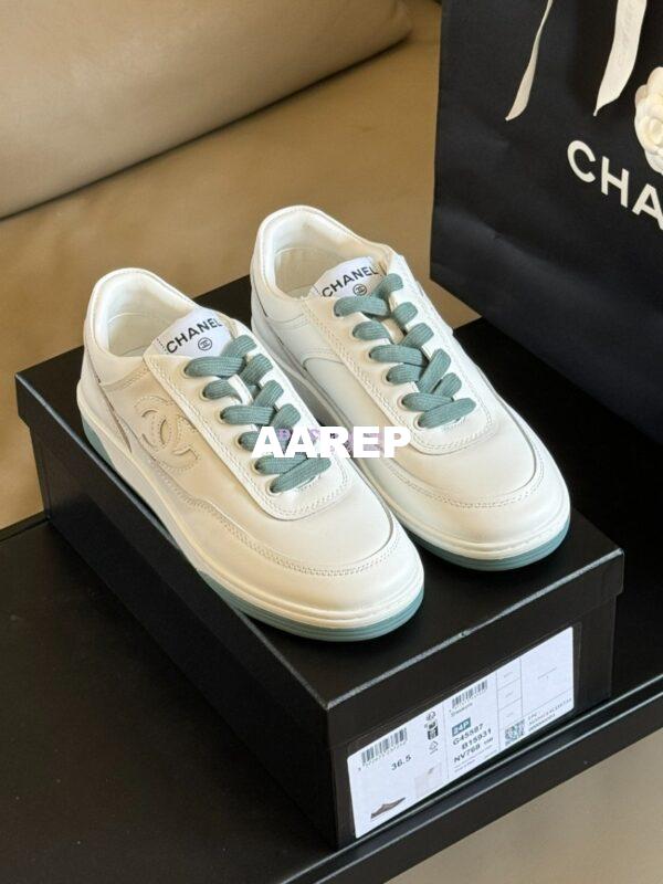 Replica Chanel 24P Calfskin Sneakers G39978 17