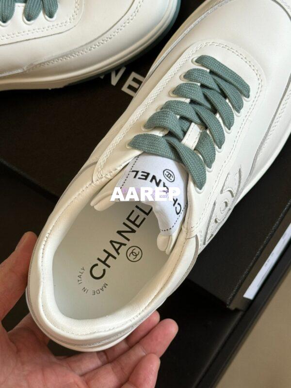 Replica Chanel 24P Calfskin Sneakers G39978 22