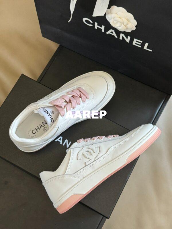 Replica Chanel 24P Calfskin Sneakers G39978 27