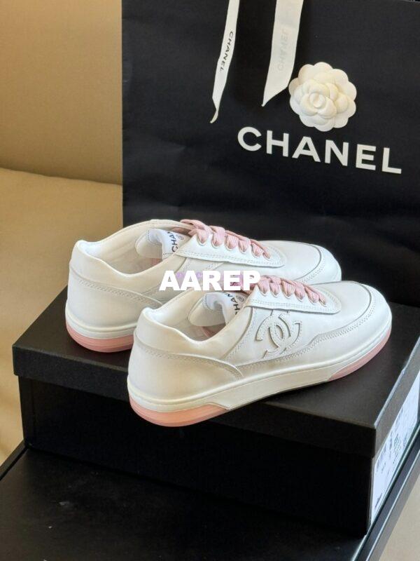 Replica Chanel 24P Calfskin Sneakers G39978 29