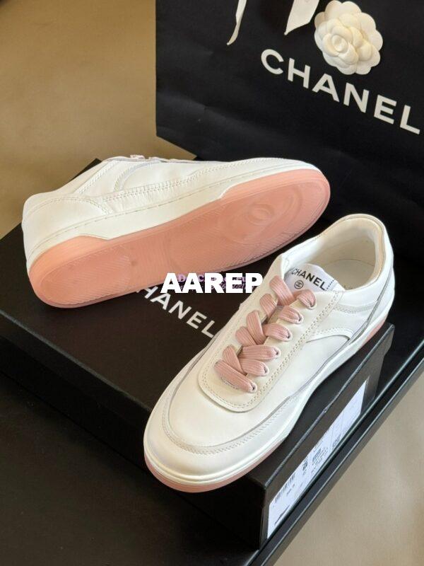 Replica Chanel 24P Calfskin Sneakers G39978 31