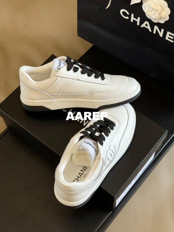 Replica Chanel 24P Calfskin Sneakers G39978 33