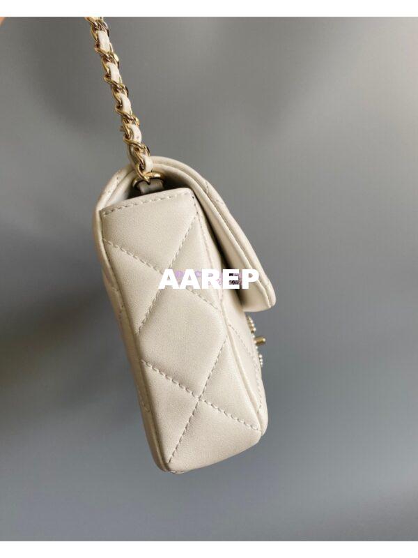 Replica Chanel 23P Lambskin Clutch with Chain AS3791 white (Limited Edition) 3