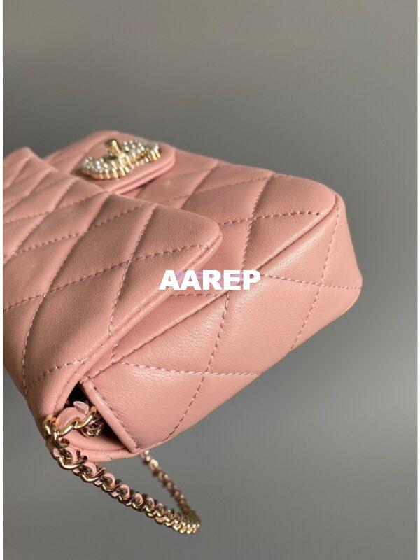 Replica Chanel 23P Lambskin Clutch with Chain AS3791 light pink (Limited Edition) 4