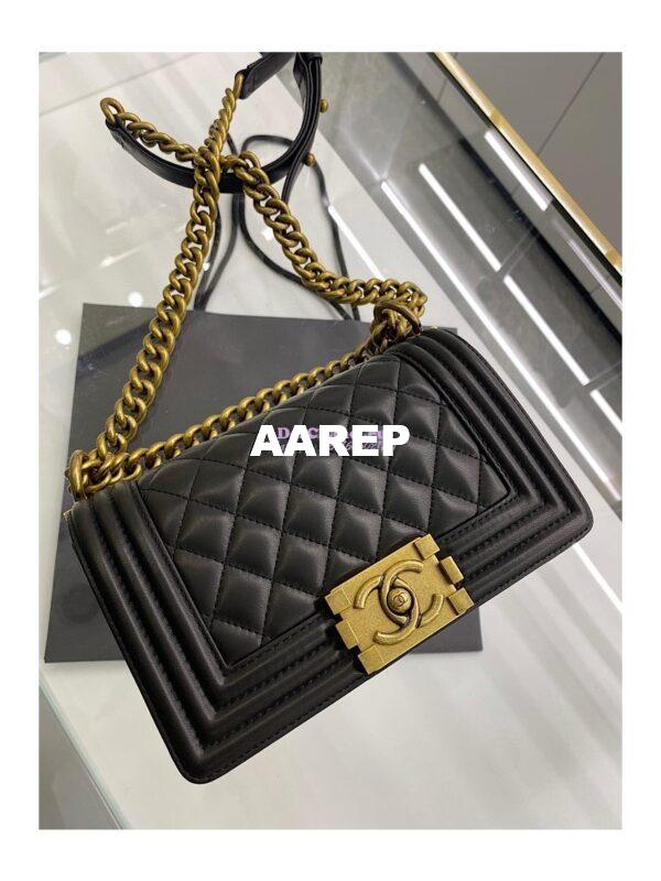 Replica Chanel Le boy Lambskin 20cm Black Bag