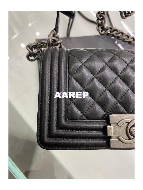 Replica Chanel Le boy Lambskin 20cm Black Bag 11