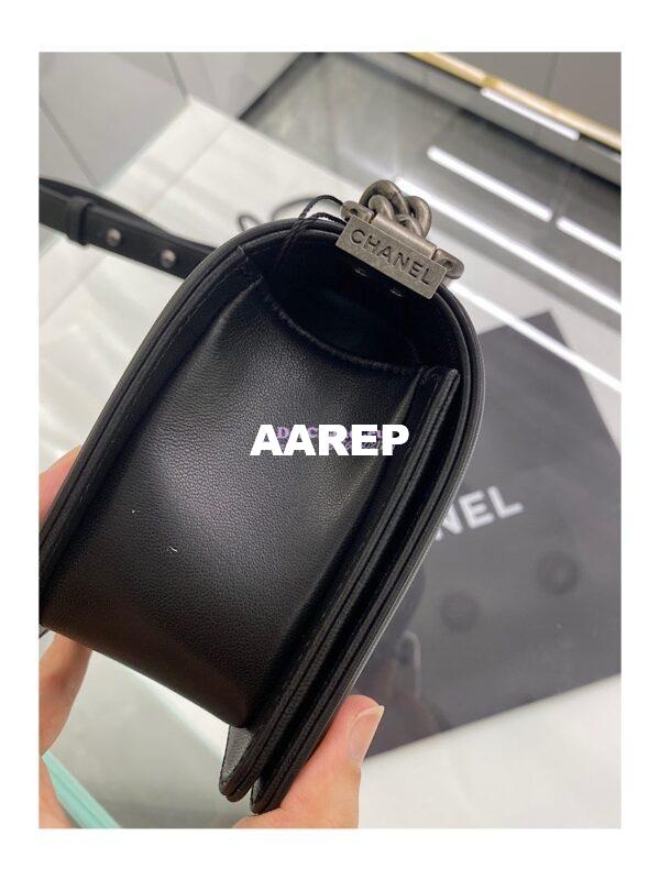 Replica Chanel Le boy Lambskin 20cm Black Bag 12
