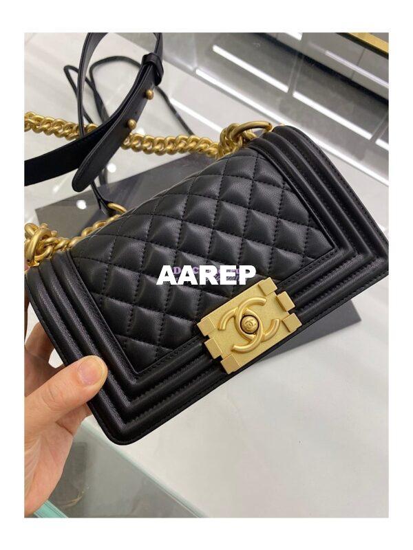 Replica Chanel Le boy Lambskin 20cm Black Bag 15