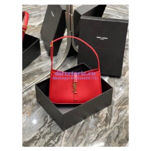 Replica YSL Saint Laurent Le 5 à 7 hobo bag in Red calfskin Smooth leather