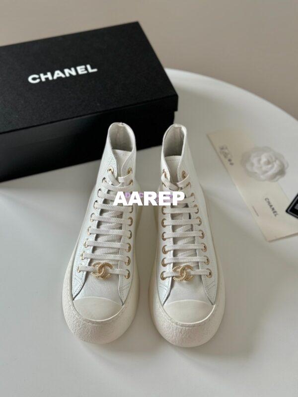 Replica Chanel 2024 SS High-Top Sneaker Calfskin G45561 White 3