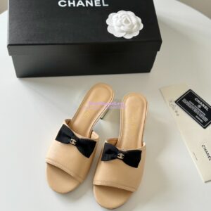 Replica Chanel 2024 SS Lambskin & Grossgrain Mules 40mm G45691 Beige