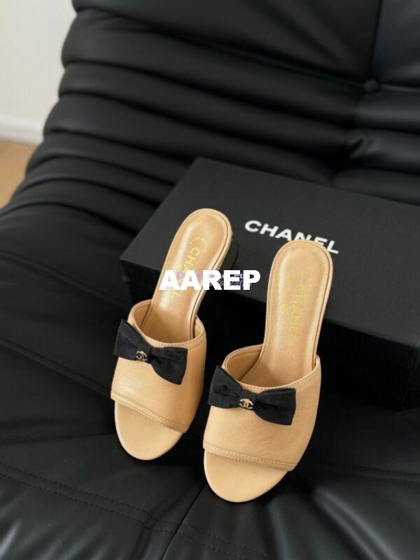 Replica Chanel 2024 SS Lambskin & Grossgrain Mules 40mm G45691 Beige 4