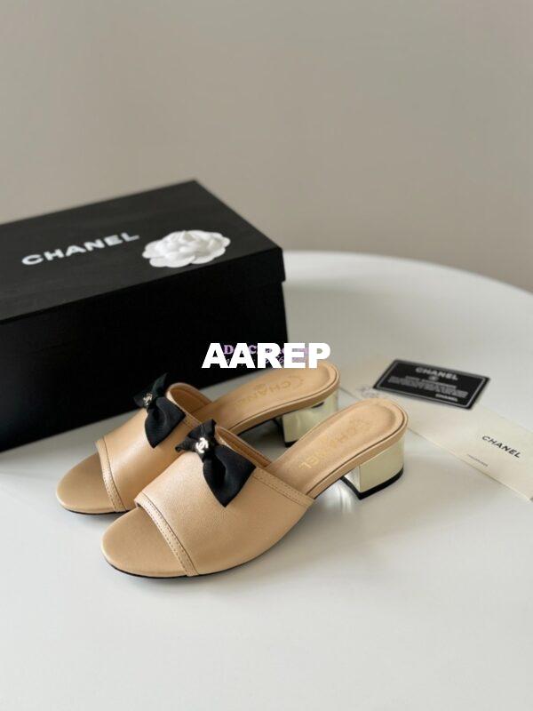 Replica Chanel 2024 SS Lambskin & Grossgrain Mules 40mm G45691 Beige 5