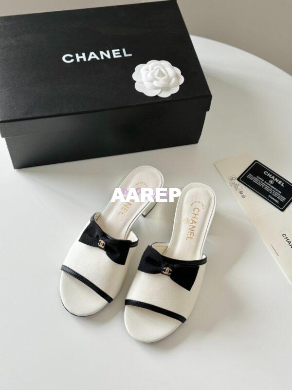 Replica Chanel 2024 SS Lambskin & Grossgrain Mules 40mm G45691 White 3