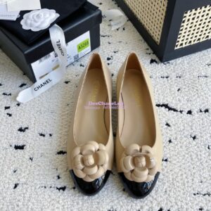Replica Chanel 24C Camellia Lambskin Ballet Flats Ballerina G02819 2