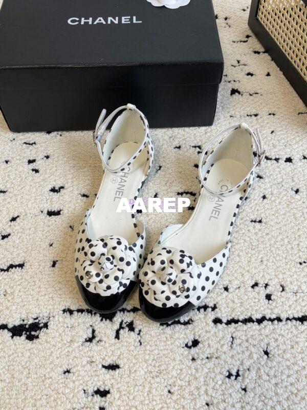 Replica Chanel 24C Camellia Lambskin Dots Slingback Mules G45497 23