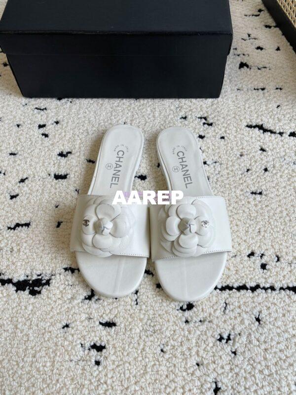Replica Chanel 24C Camellia Lambskin Flats Sandals G29027 24