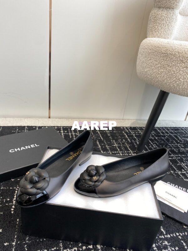 Replica Chanel Ballerina Camellia Balet Flat G29682 Black 6