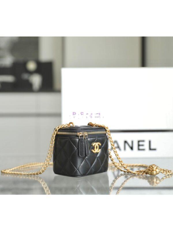 Replica Chanel 23C Mini Vanity With Camellia Crush Charm Chain in Lambskin AP3300 Black 4