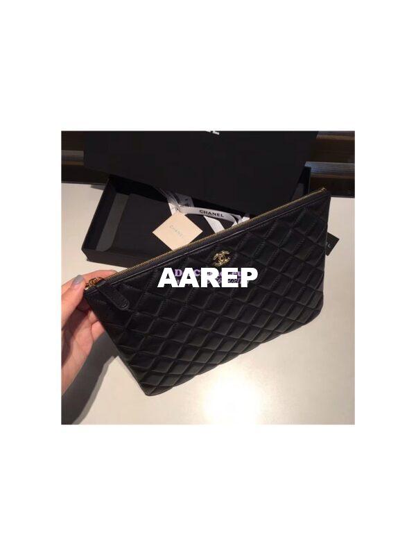 Replica Chanel O Case with CC Logo in black 3