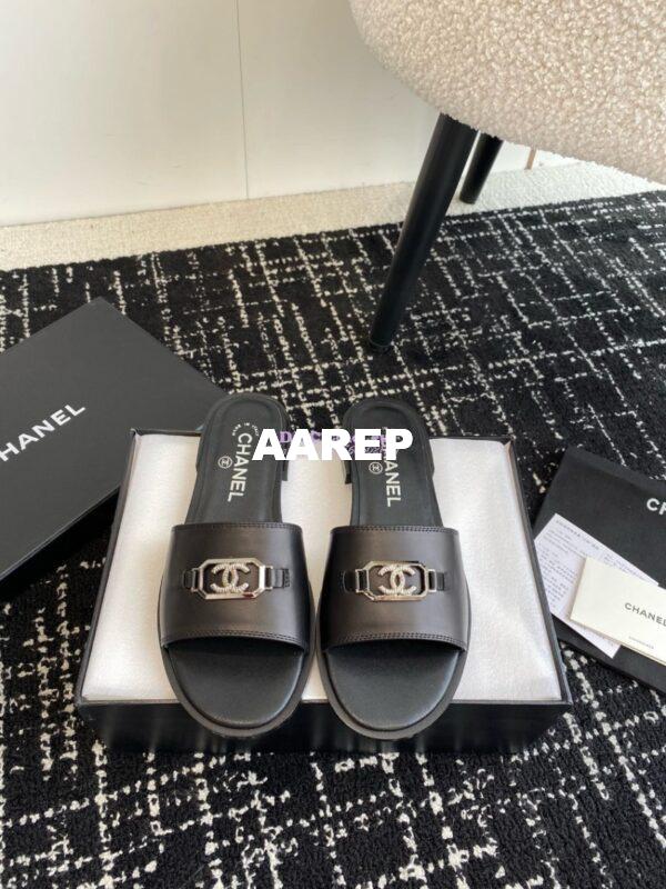 Replica Chanel 24C Shiny Calfskin Mules with metal logo G45172 6