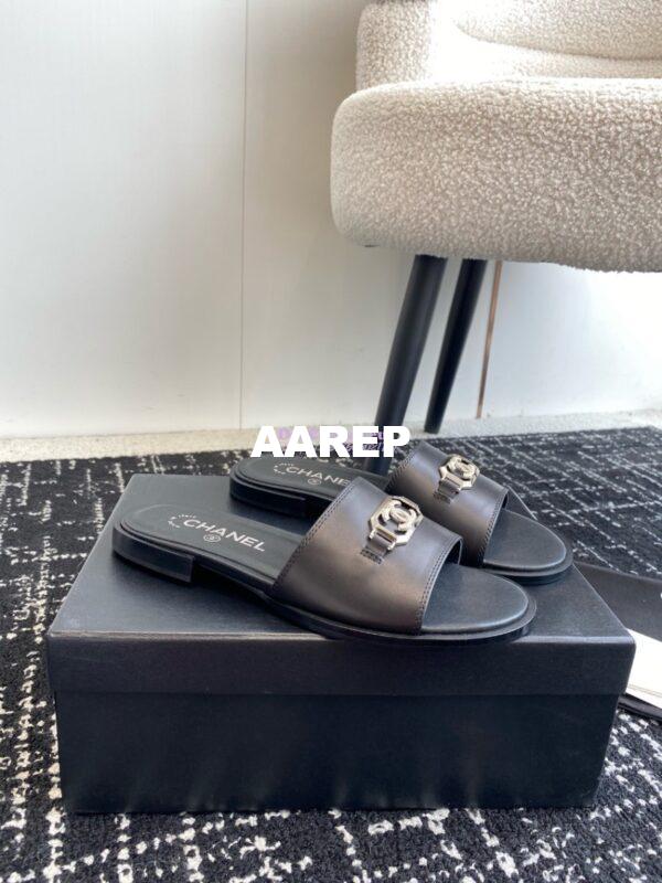 Replica Chanel 24C Shiny Calfskin Mules with metal logo G45172 7