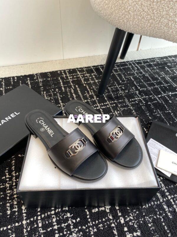 Replica Chanel 24C Shiny Calfskin Mules with metal logo G45172 9