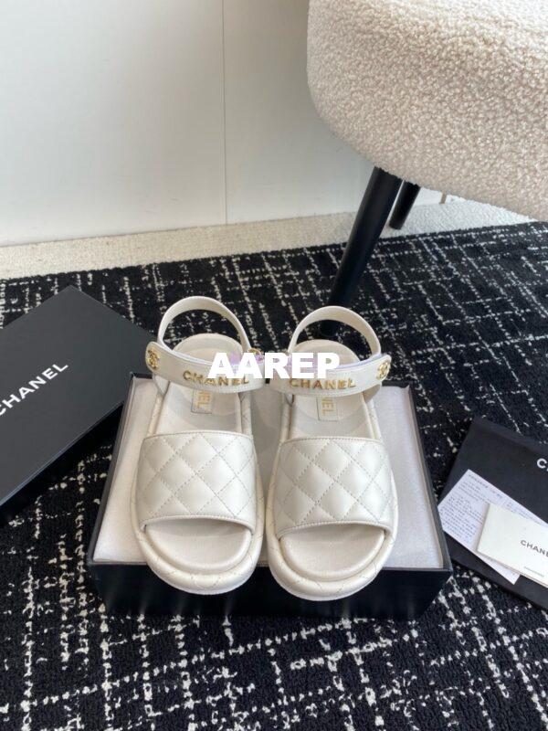 Replica Chanel 24C Quilted Lambskin Mules with Logo G38820 White 3