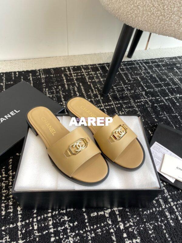 Replica Chanel 24C Shiny Calfskin Mules with metal logo G45172 24