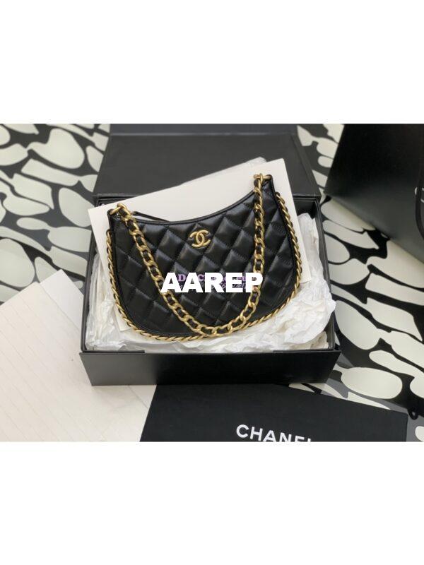 Replica Chanel Hobo Handbag in Shiny Crumpled Lambskin AS4378 Black