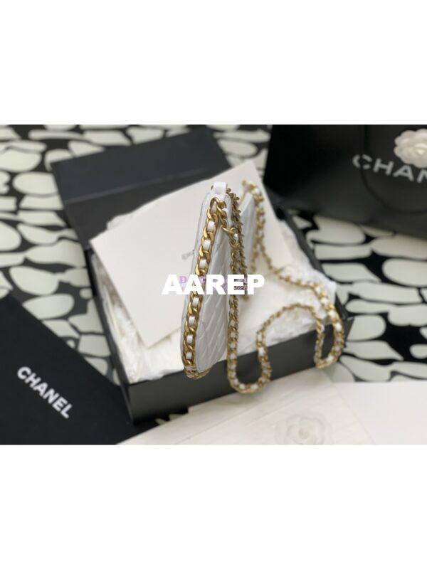 Replica Chanel Large Hobo Bag in Shiny Crumpled Lambskin AS4368 White 5