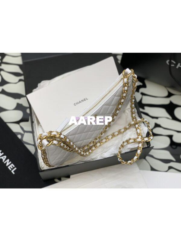 Replica Chanel Large Hobo Bag in Shiny Crumpled Lambskin AS4368 White 7
