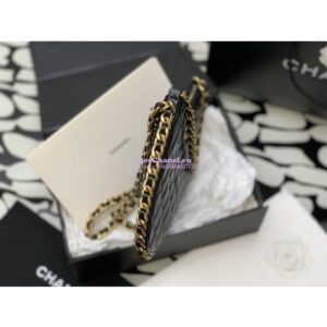 Replica Chanel Large Hobo Bag in Shiny Crumpled Lambskin AS4368 Black 2